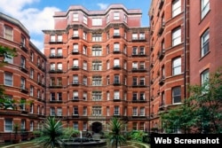 Будинок, в якому розташована квартира