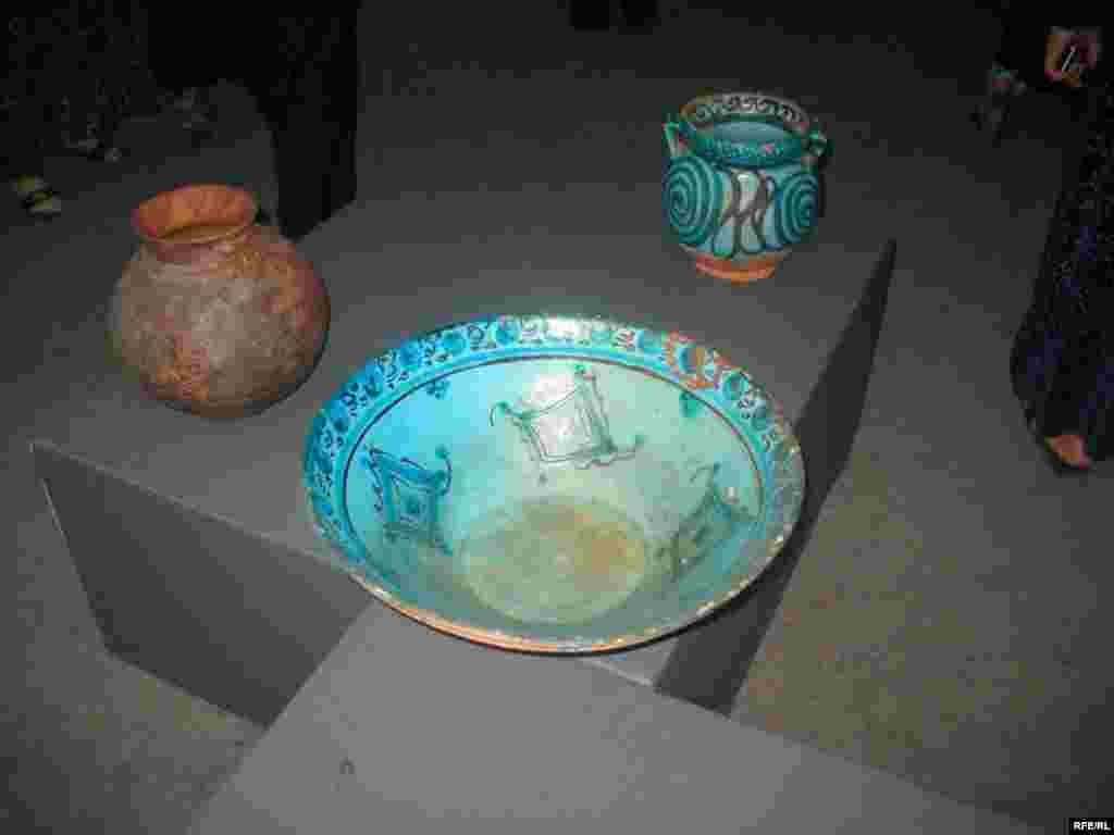 Намоишгоҳ дар осорхонаи Беҳзод #6