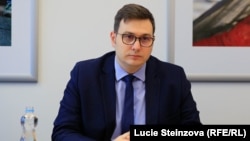 «Ми відмовляємося, щоб Росія нас кудись викликала. Чехія не обслуговуватиме отруєну брехнею пропаганду агресора», – заявив Ян Ліпавський
