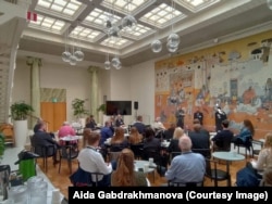 Чарада катнашучылар