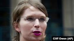 Челси Мэннинг