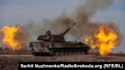 На Харківському напрямку Росія не проводила активних наступальних дій, зосередивши основні зусилля на недопущенні просування ЗСУ. На фото українська самохідна артилерійська установка 2С1 «Гвоздика» веде вогонь по скупченню російських сил