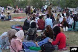 Чет өлкөдөн башпаанек издеген ооган качкындар. 2022-жыл.