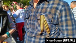 Moldovada qadağan olunmasına baxmayaraq, bu ilin 9 may Qələbə bayramında Georgiyev lentini taxanlar olub  