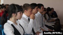 Укучылар үз авылларын яхшыртырга тели