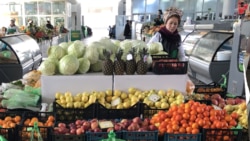 Daşoguzda azyk we beýleki harytlaryň nyrhlary ýene-de ýokarlanýar, dollar 20 manatdan aşdy