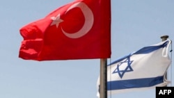 Türkiyə və İsrail bayraqları