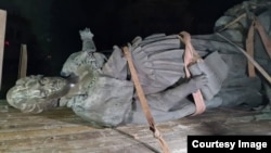 Знесення пам'ятника Катерині ІІ. Одеса, вечір 28 грудня 2022 року