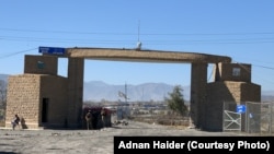 گذرگاه خرلاچی مسیر میان افغانستان و پاکستان 