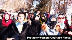 تصویر آرشیف: تعدادی از زنان معترض در کابل 