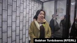 Асия Сасыкбаева сот отурумдаранын биринде. 2022-жыл.