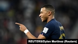 Співавтор обох мʼячів французів Кіліан Мбаппе