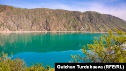 Ак-Буура дарыясындагы Папан суу сактагычы.