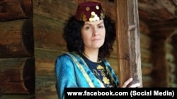 Elmira Kataki, qırımtatar nağış ve milliy urba ustası