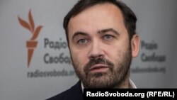 Мамлекеттик Думанын мурдагы депутаты, Киевде жашаган Илья Пономарев.