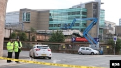 Поліція біля «Манчестер Арени», де стався вибух, 23 травня 2017 року