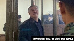 Бектур Асанов сот залында. Архив сүрөт. 