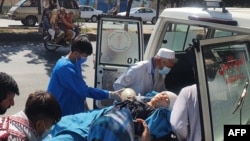 یکی از قربانیان حملات در افغانستان که مسوولیت آن را گروه داعش به عهده گرفته است