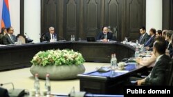 Armenia - Prime Minister Nikol Pashinian speaks during a cabinet meeting in Yerevan, September 29, 2022.