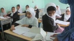 محمدی: از تدریس پنهانی دختران دست نمی‌کشم