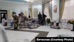 Русиядән качучыларны сыендырган ресторан