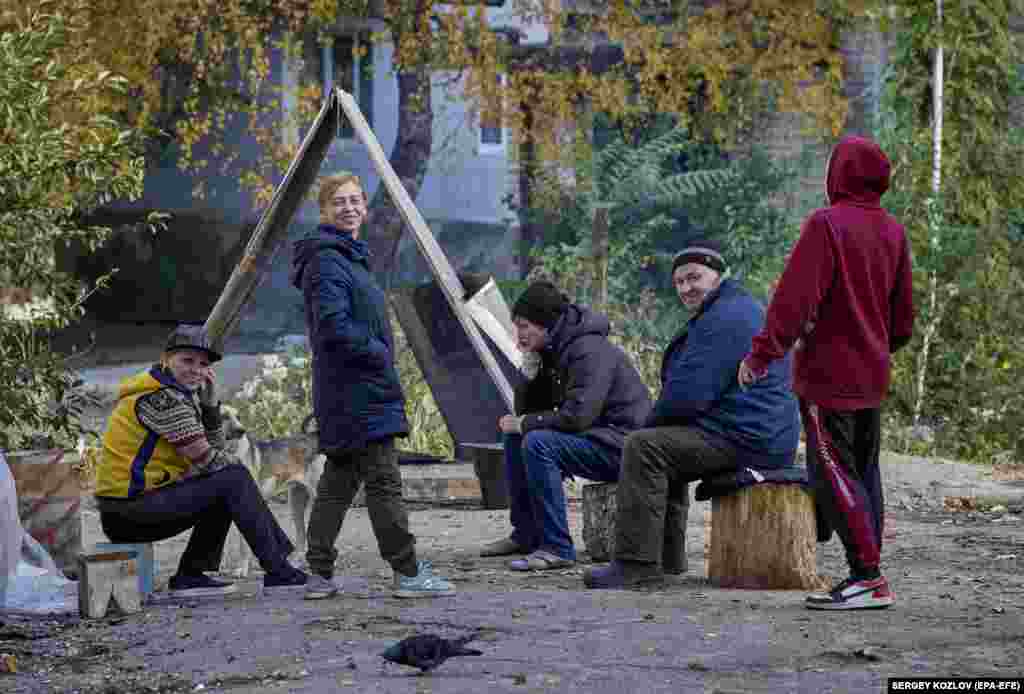 До повномасштабної війни у місті проживали 28 тисяч жителів. Зараз тут залишилося 4 тисячі містян