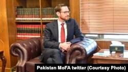 تام وست نمایندهٔ ویژه امریکا برای افغانستان