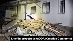 Наслідки одного з попередніх ударів по Нікополю, жовтень 2022 року