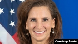 Элизабет Трюдо.