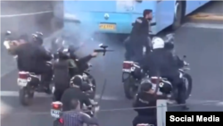 تصویر آٰرشیف: نیروهای امنیتی ایران در مقابله با اعتراضات مردمی 