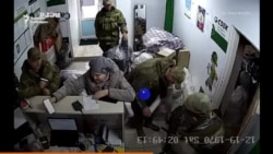 Украина: орус аскерлери үйлөрүнө эмне жөнөтүүдө?