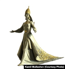 Сөембикәгә һәйкәл өлгесе