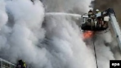 В результате пожара в здании сгорело более половины рабочих помещений