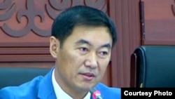 Эмил Токтошев.