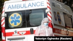 Україна другий день поспіль б’є рекорди захворюваності і смертності від COVID-19