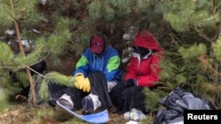 Мігранти на кордоні Білорусі і Польщі (архівне фото)