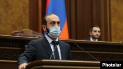 ՀՀ ԱԳ նախարար Արարատ Միրզոյանը խորհրդարանում, 6-ը հոկտեմբերի, 2021թ.