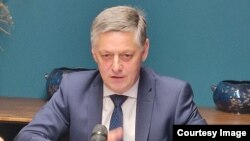 Ахра Аристава