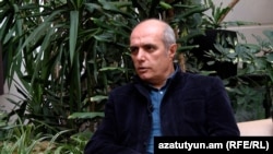 Լևոն Բարսեղյանը, արխիվ