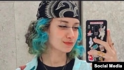 Həbsxanada zorlandığı iddia edilən Armita Abbasi   