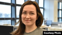 Эркин Европа/Азаттык” радиосунун журналисти Алсу Курмашева.