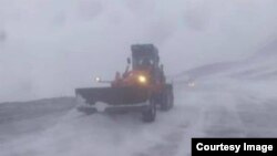 Төө-Ашуу, Бишкек-Ош жолу.  Иллюстрациялык сүрөт. 