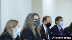 ԱՄՆ-ի պետքարտուղարի փոխտեղակալ էրիկա Օլսոն