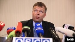 Александр Гуґ