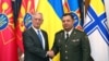 Міністр оборони України Степан Полторак (праворуч) і керівник оборонного відомства США Джеймс Маттіс. Київ, 24 серпня 2017 року (ілюстраційне фото)