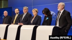 Җыен ахырында узган матбугат очрашуында катнашучылар