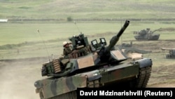 Америкалык M1A2 Abrams танкы. 