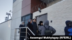 Астанадагы Кытай элчилгинин алдына келгендер, 18-январь. 2023-жыл. 