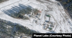 1405-nji ok-däri ammarynyň 24-nji fewralda düşürilen emeli hemra suratlary.