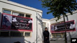 در این انفجار که تا هنوز از عاملان آن خبری با رسانه‌ها و مردم شریک نشده بر بنیاد گزارش یوناما، ۵۳ تن کشته و بیش از ۱۱۰ تن دیگر زخمی شدند.